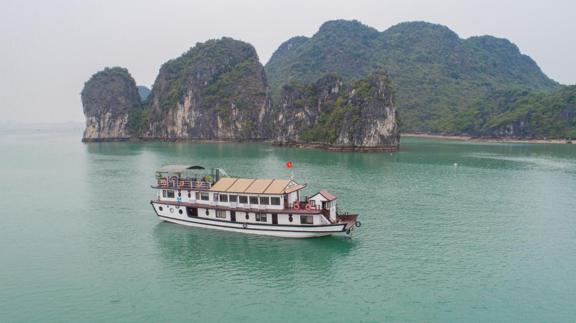 Ruby Cruise Hotel Hạ Long-öböl Kültér fotó